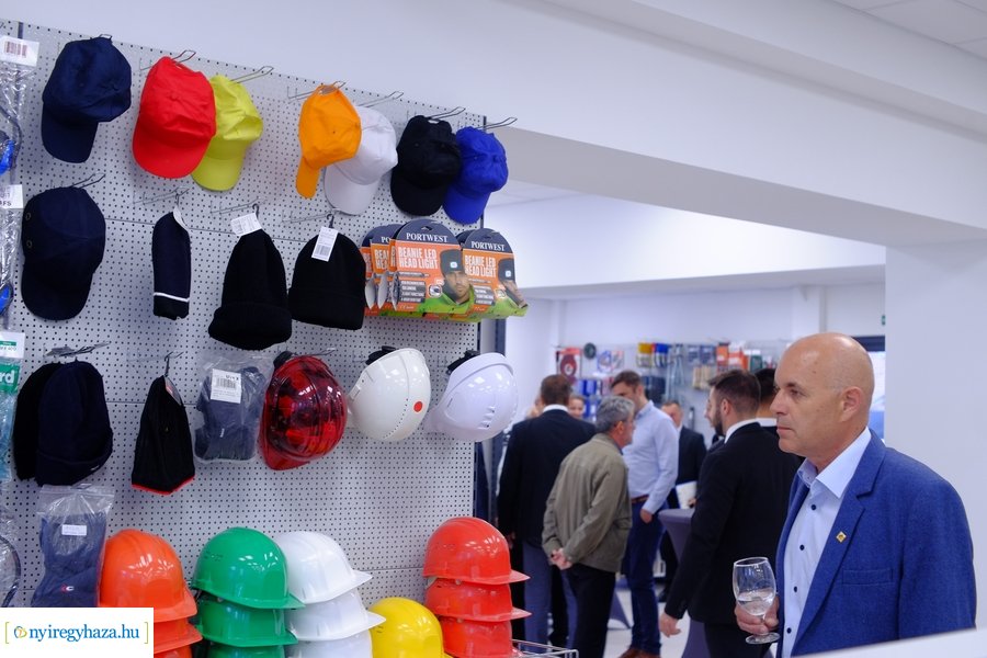 Rumed telephely átadó