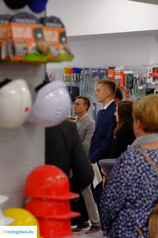 Rumed telephely átadó