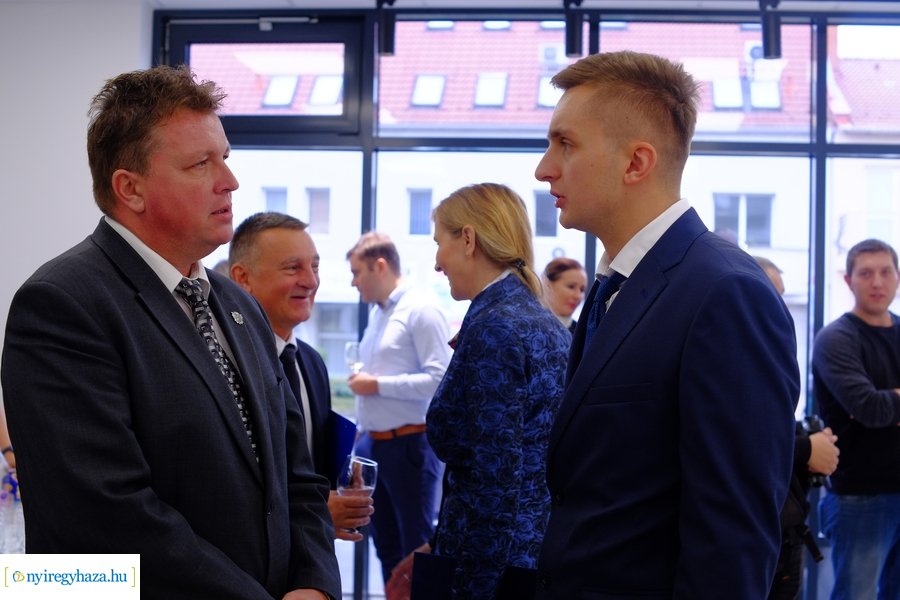 Rumed telephely átadó