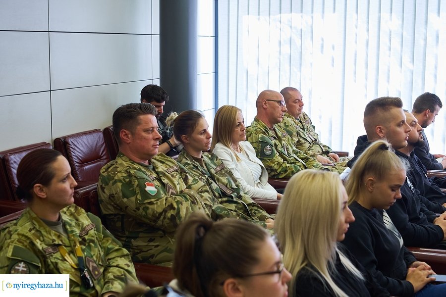 Ruszin-Szendi Romulusz a Nyíregyházi Egyetemen