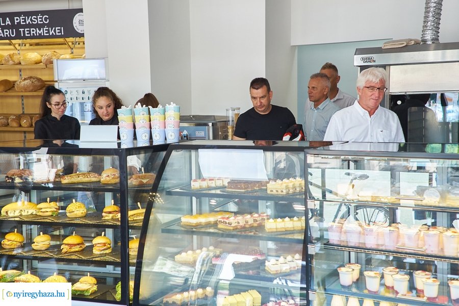 Sajtóreggeli a Piac Bisztróban