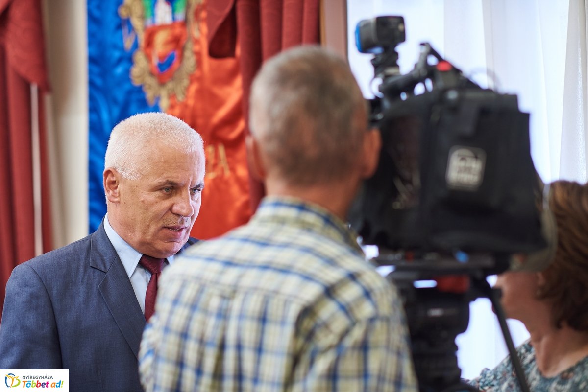 Sajtótájékoztató a Bárczi iskola fejlesztéséről