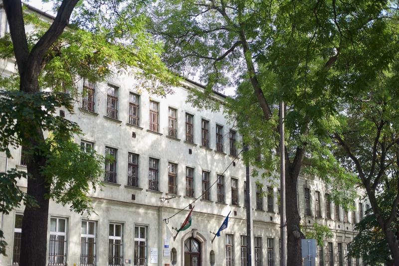 Sajtótájékoztató a Bárczi iskola fejlesztéséről