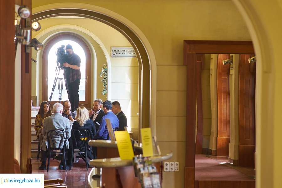 Sajtótájékoztató a Móricz Zsigmond Színházban