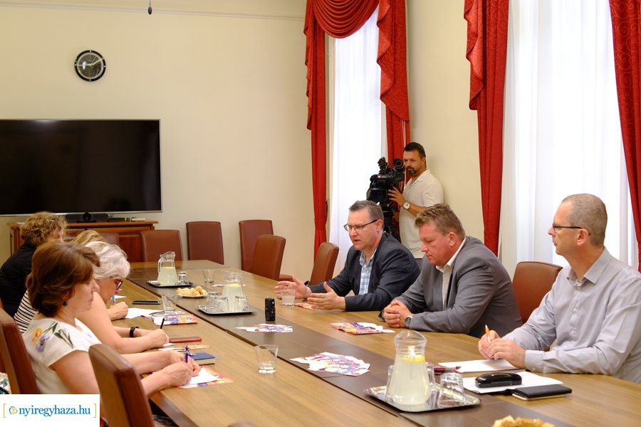 Sajtótájékoztató a Városházán 20210621