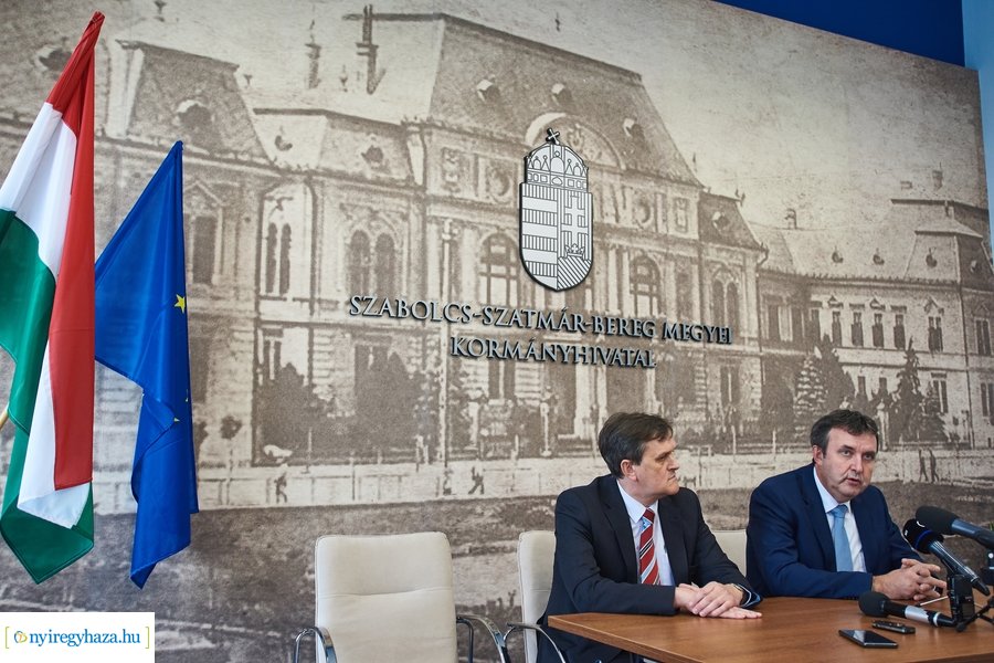 Sajtótájékoztató az iparfejlesztésről