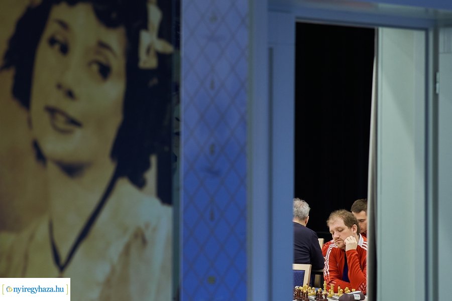 Sakkverseny a Színdbádban