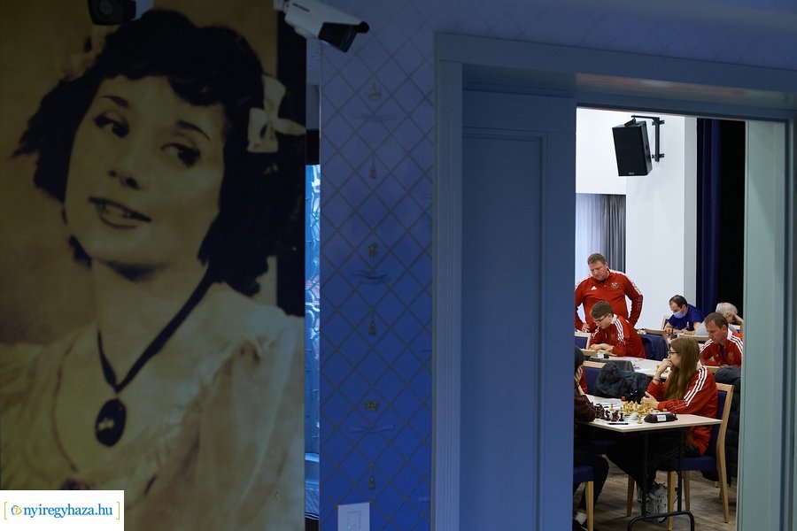 Sakkverseny a Színdbádban