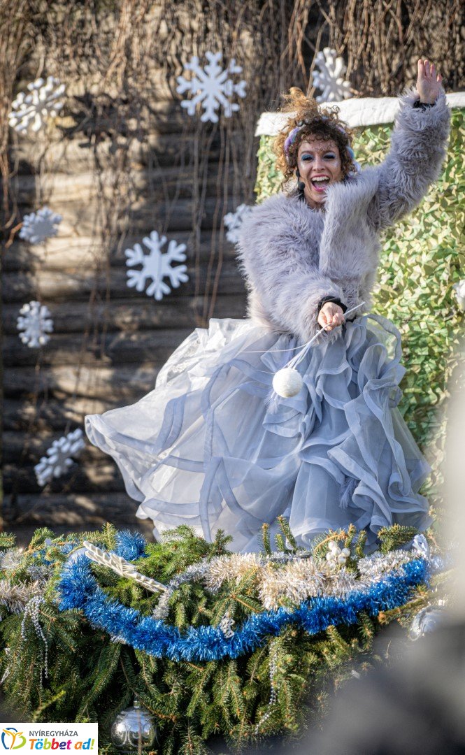 Sarkvidéki karácsony a LEGO gyárral a Nyíregyházi Állatparkban