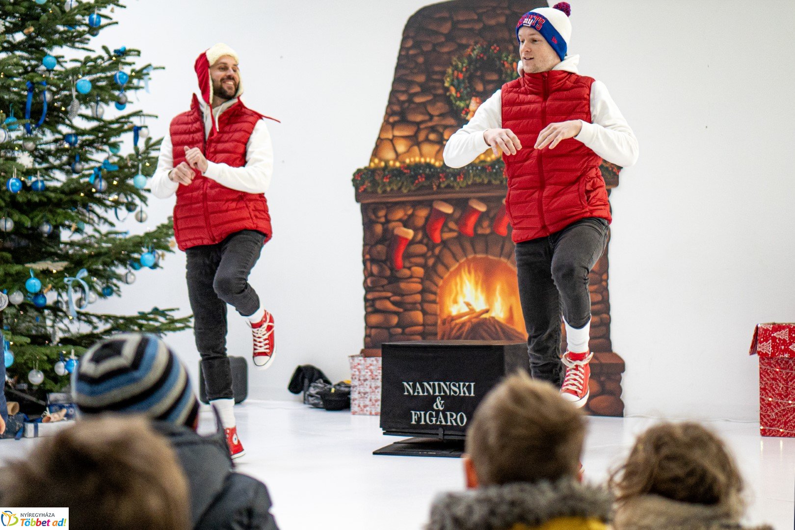 Sarkvidéki karácsony a LEGO gyárral a Nyíregyházi Állatparkban