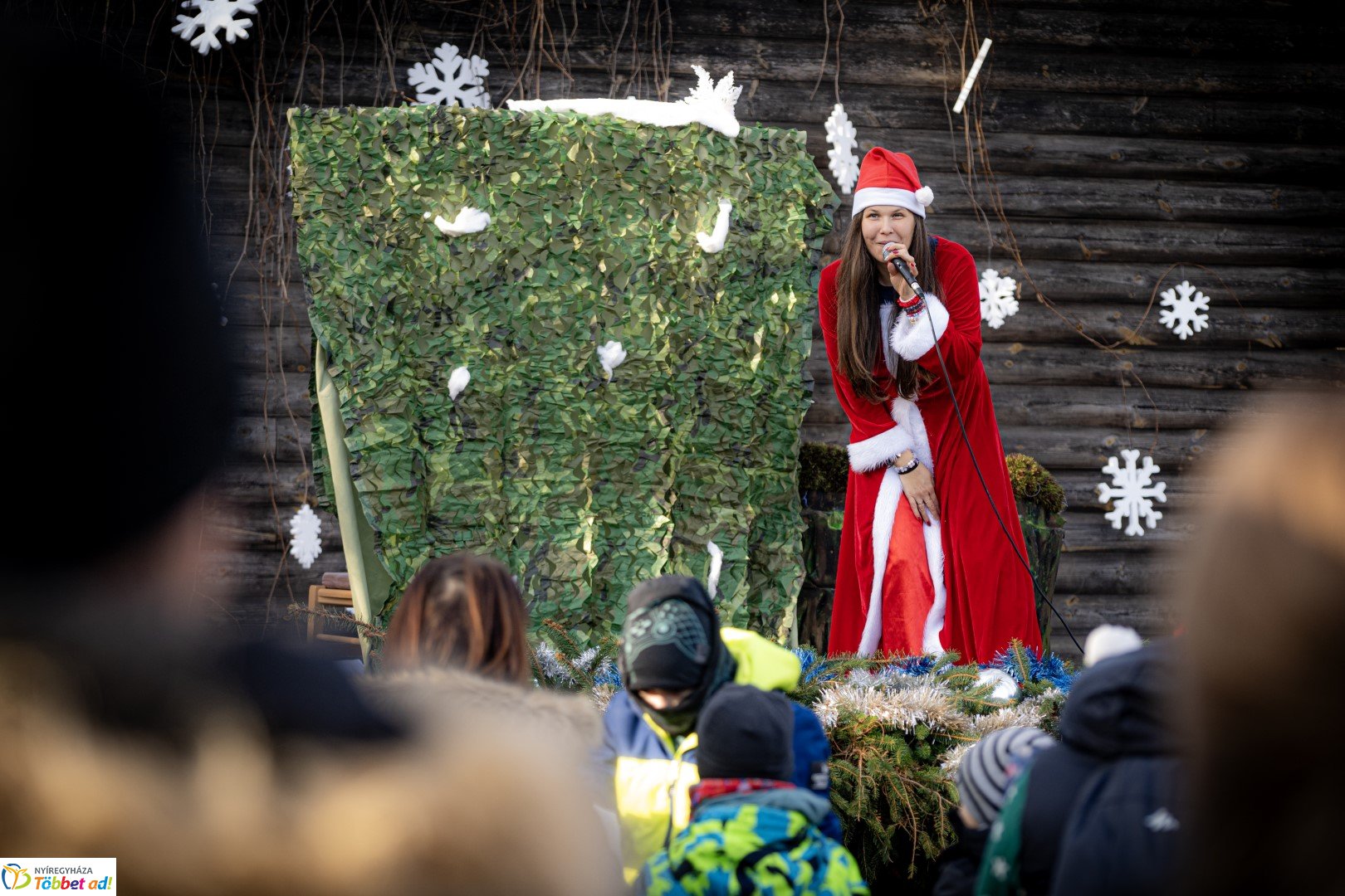 Sarkvidéki karácsony a LEGO gyárral a Nyíregyházi Állatparkban