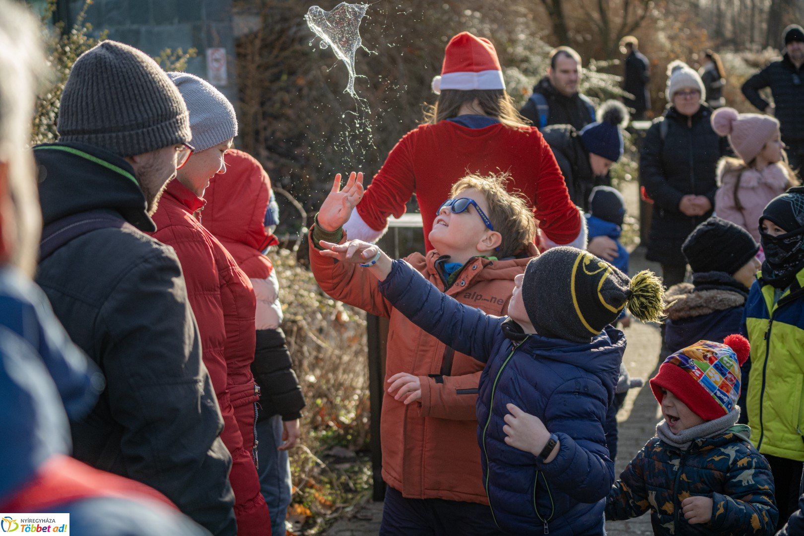 Sarkvidéki karácsony a LEGO gyárral a Nyíregyházi Állatparkban