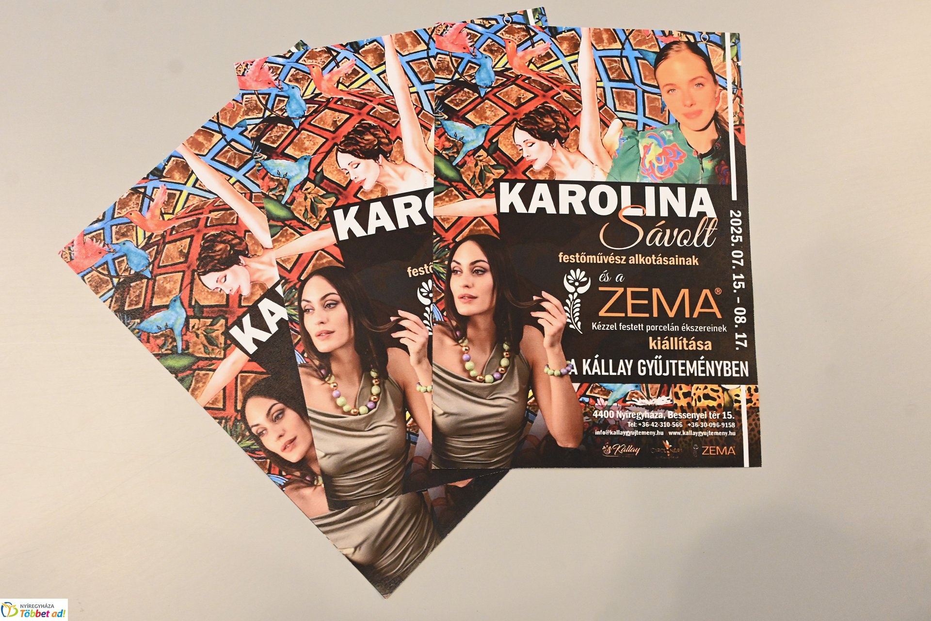 Sávolt Karolina és a Zema porcelán ékszereinek közös kiállításáról tájékozódtak a sajtó munkatársai