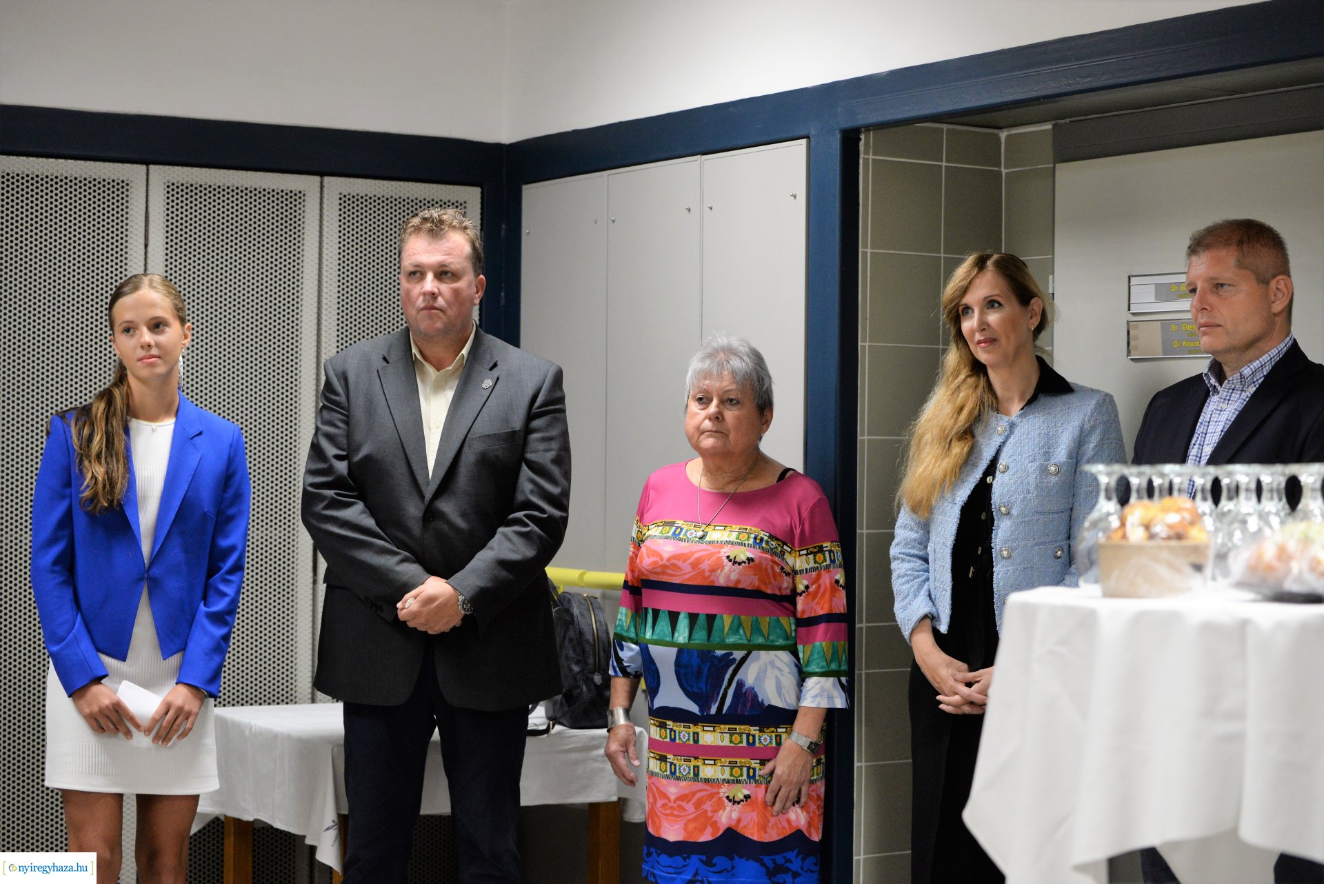 Sávolt Karolina festményei a Fül-Orr-Gégészeti Osztályon