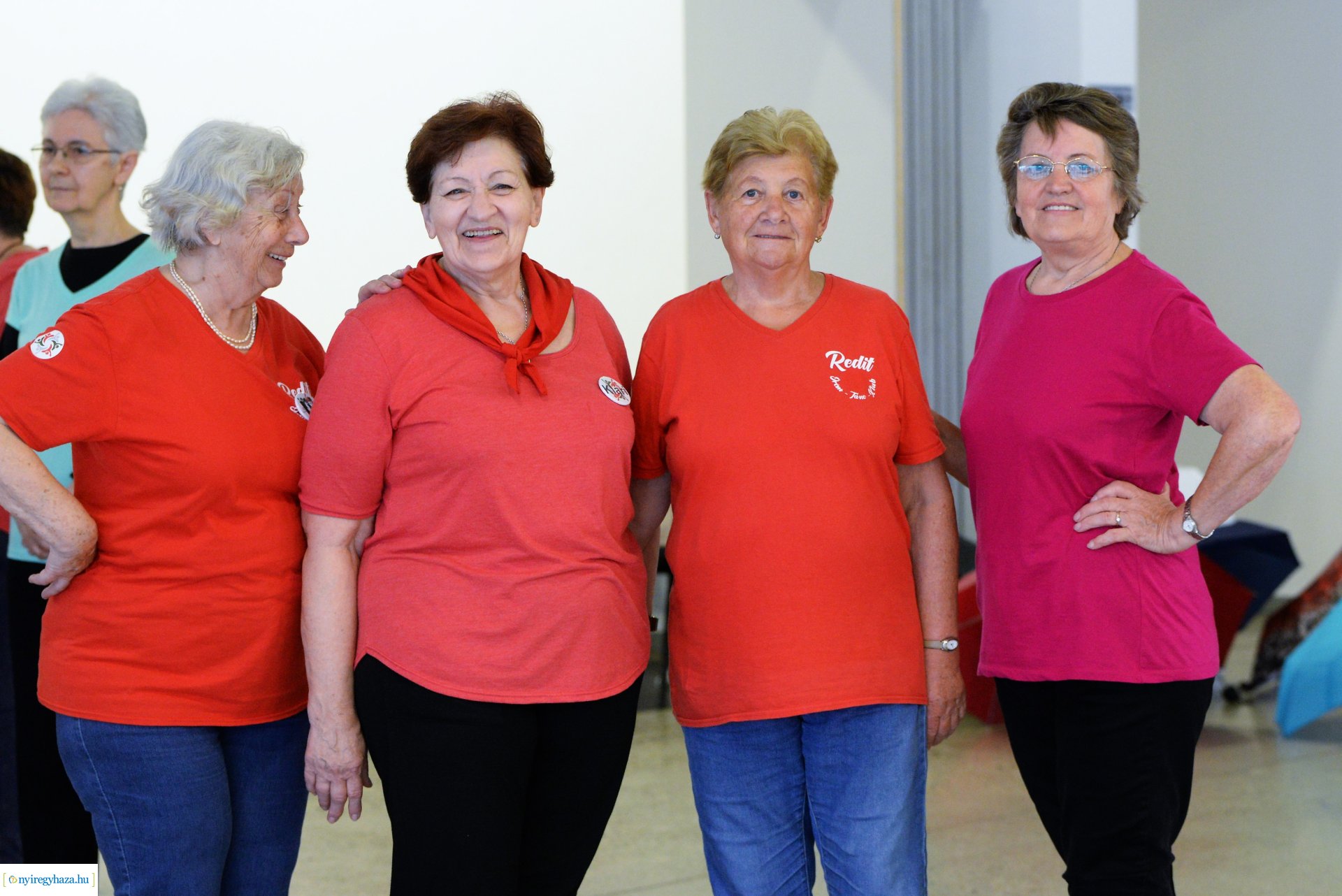 Senior örömtánc oktatás 2023