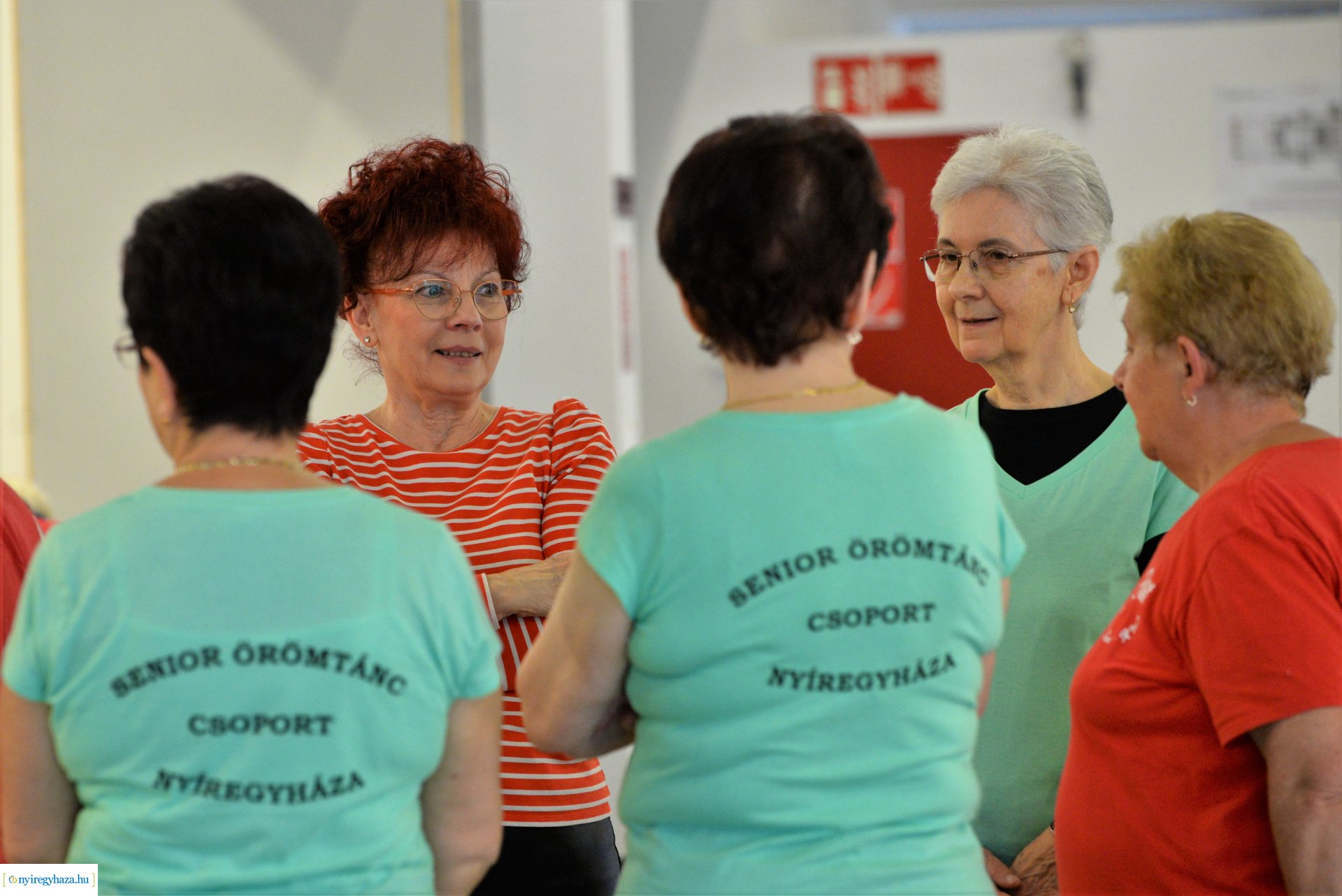 Senior örömtánc oktatás 2023