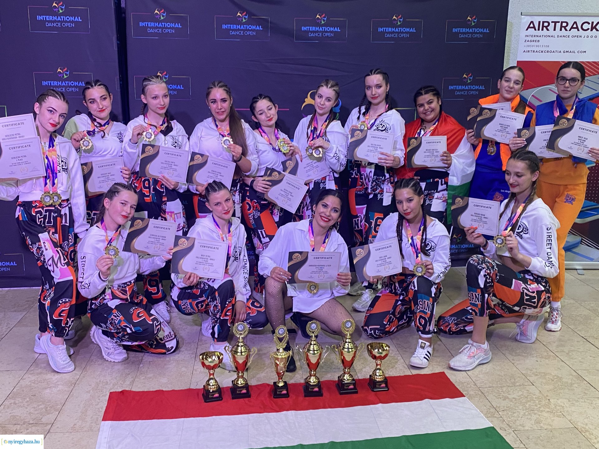 Sikerszériában a Street Dance School táncosai