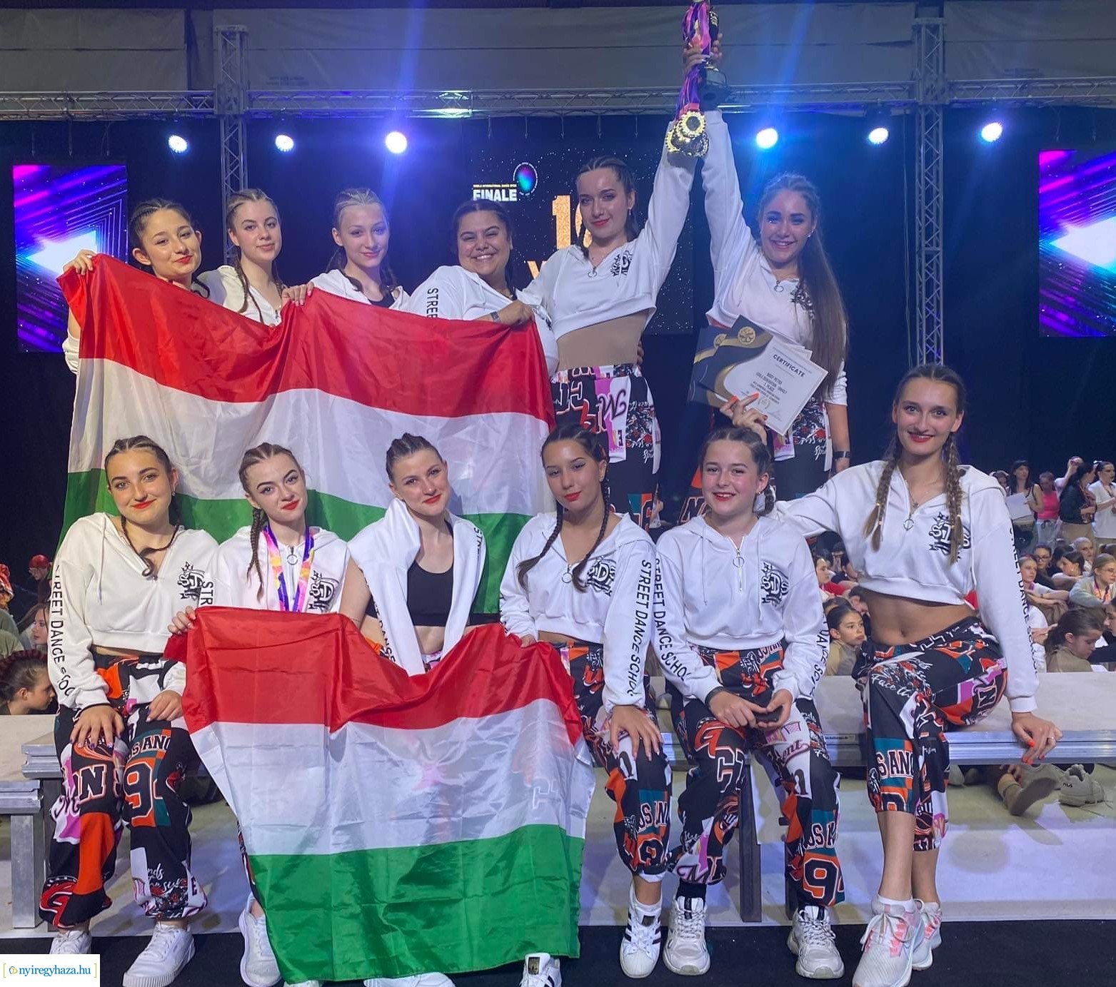 Sikerszériában a Street Dance School táncosai