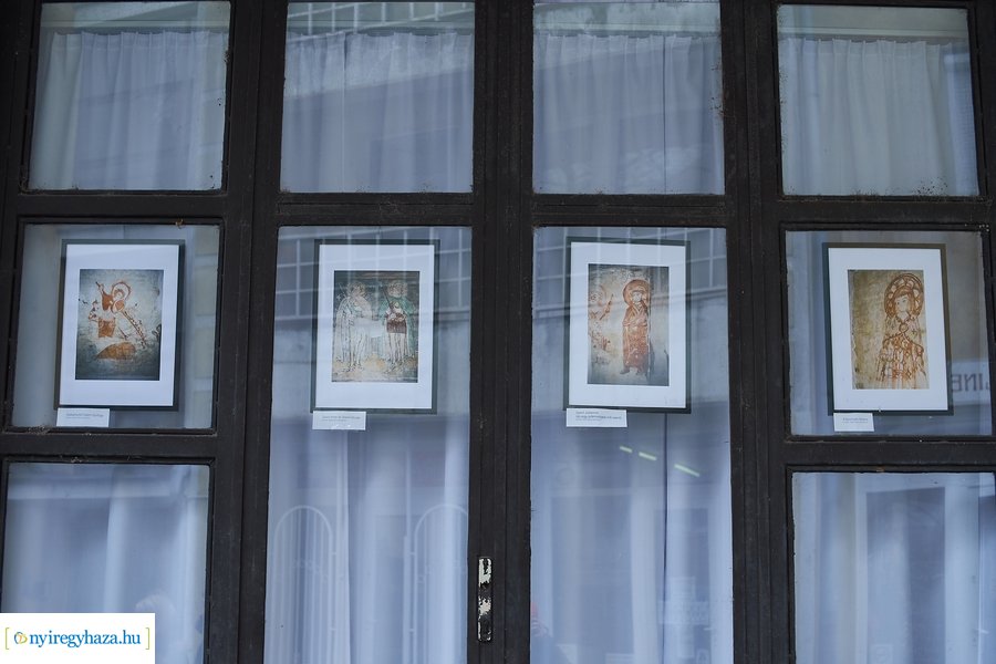 Sipos László kiállítása a Nyírfa téren