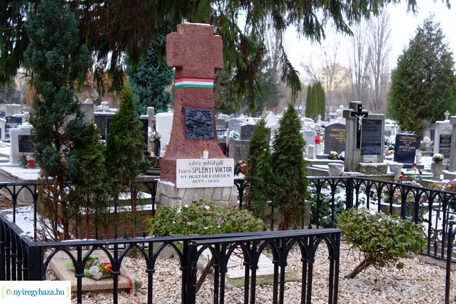 Síremlékek felújítva az Északi temetőben