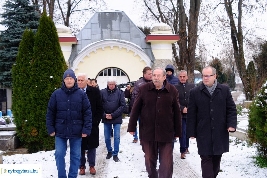 Síremlékek felújítva az Északi temetőben