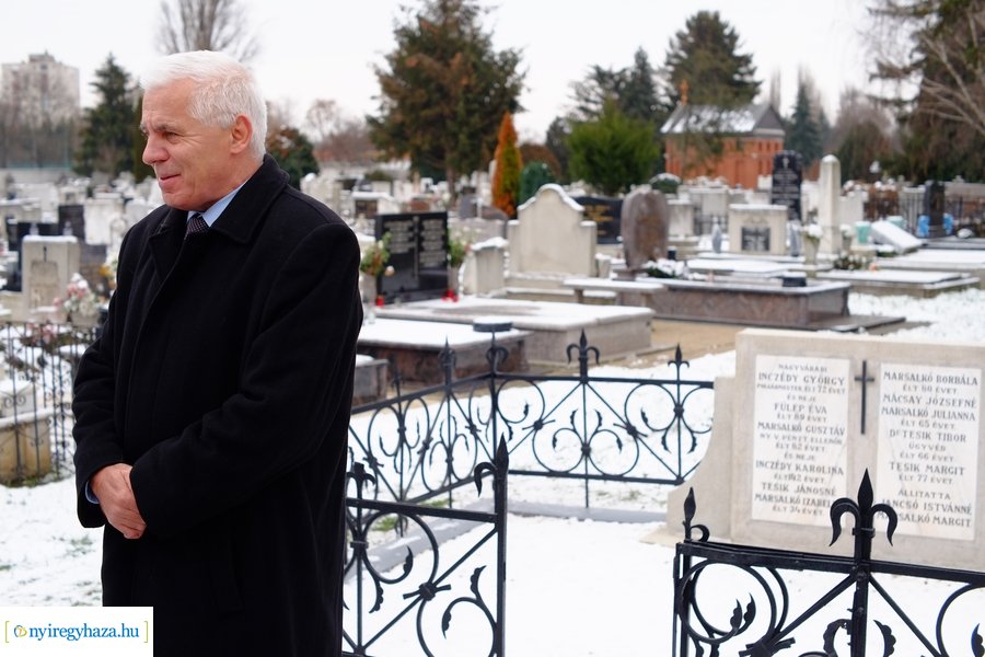 Síremlékek felújítva az Északi temetőben