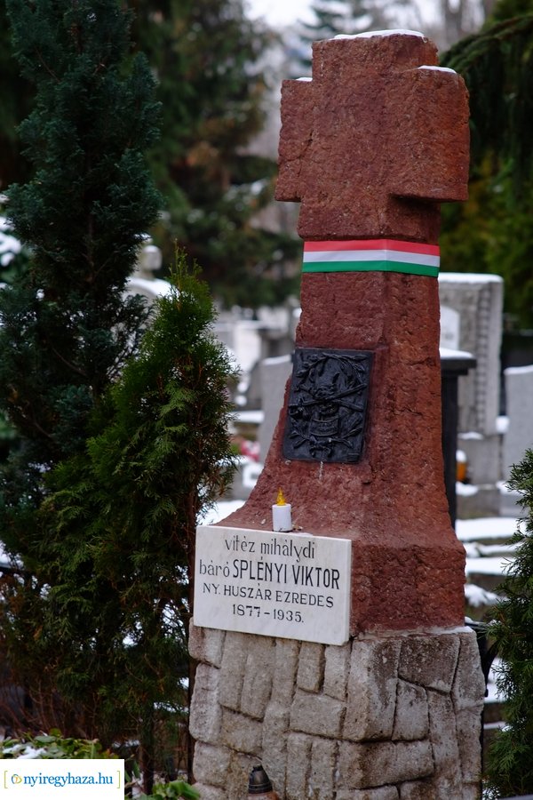 Síremlékek felújítva az Északi temetőben