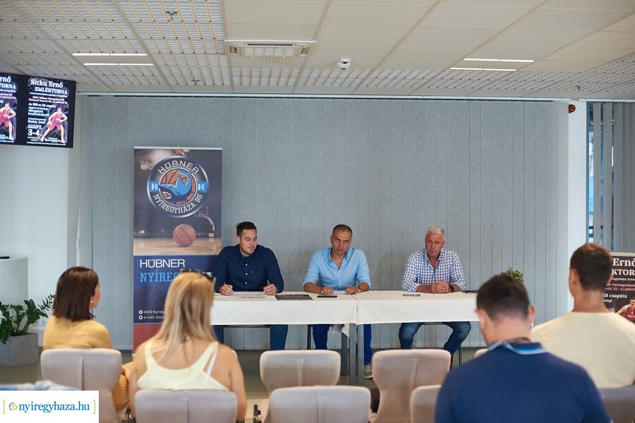 Sitku Ernő Emléktorna beharangozó