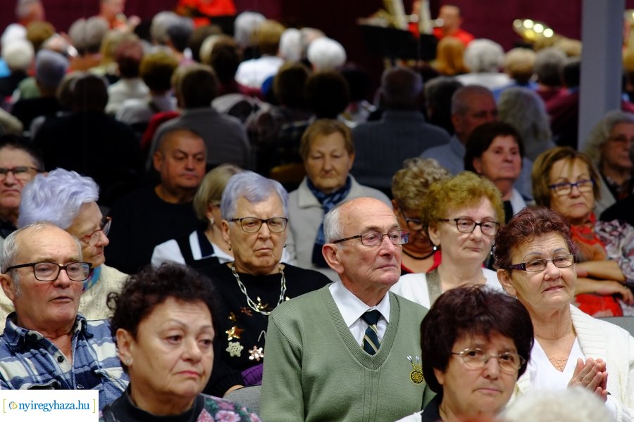 Smart Brass Band koncert időseknek