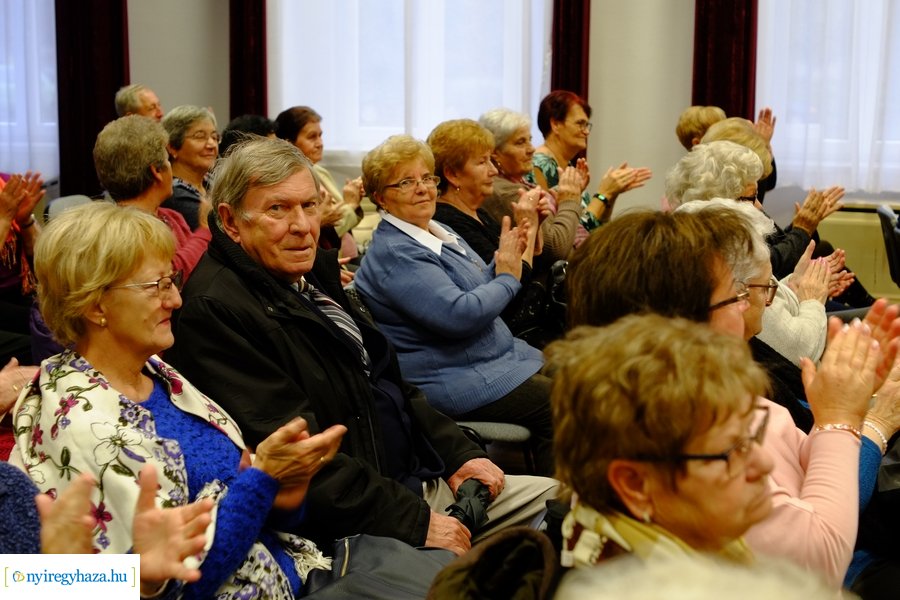 Smart Brass Band koncert időseknek