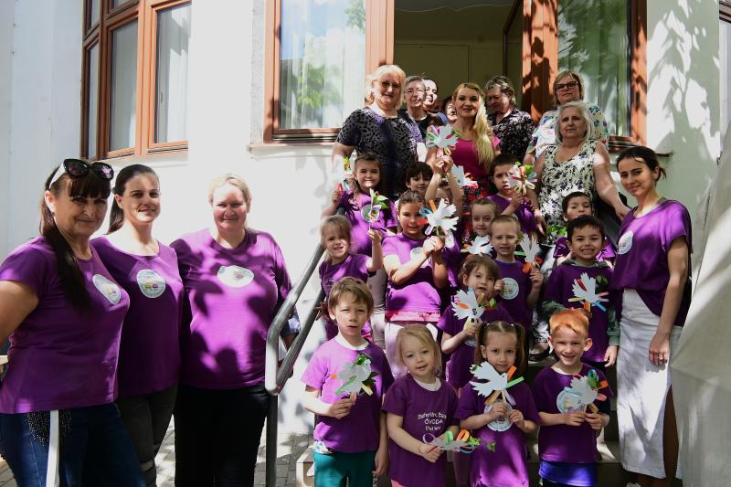 Sok mosoly a Kölyökvárban
