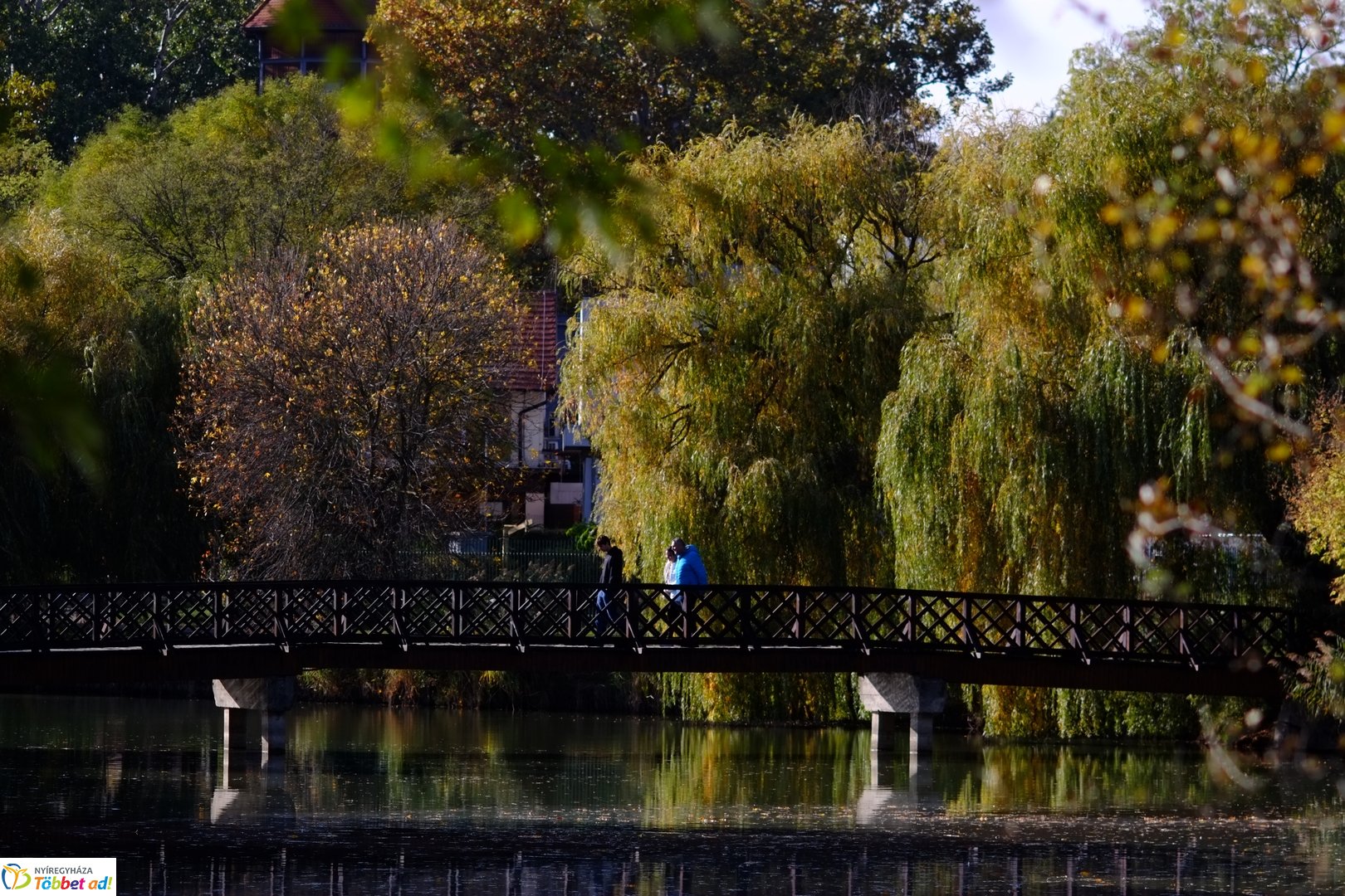 Sóstó őszies arca 2025 októberében