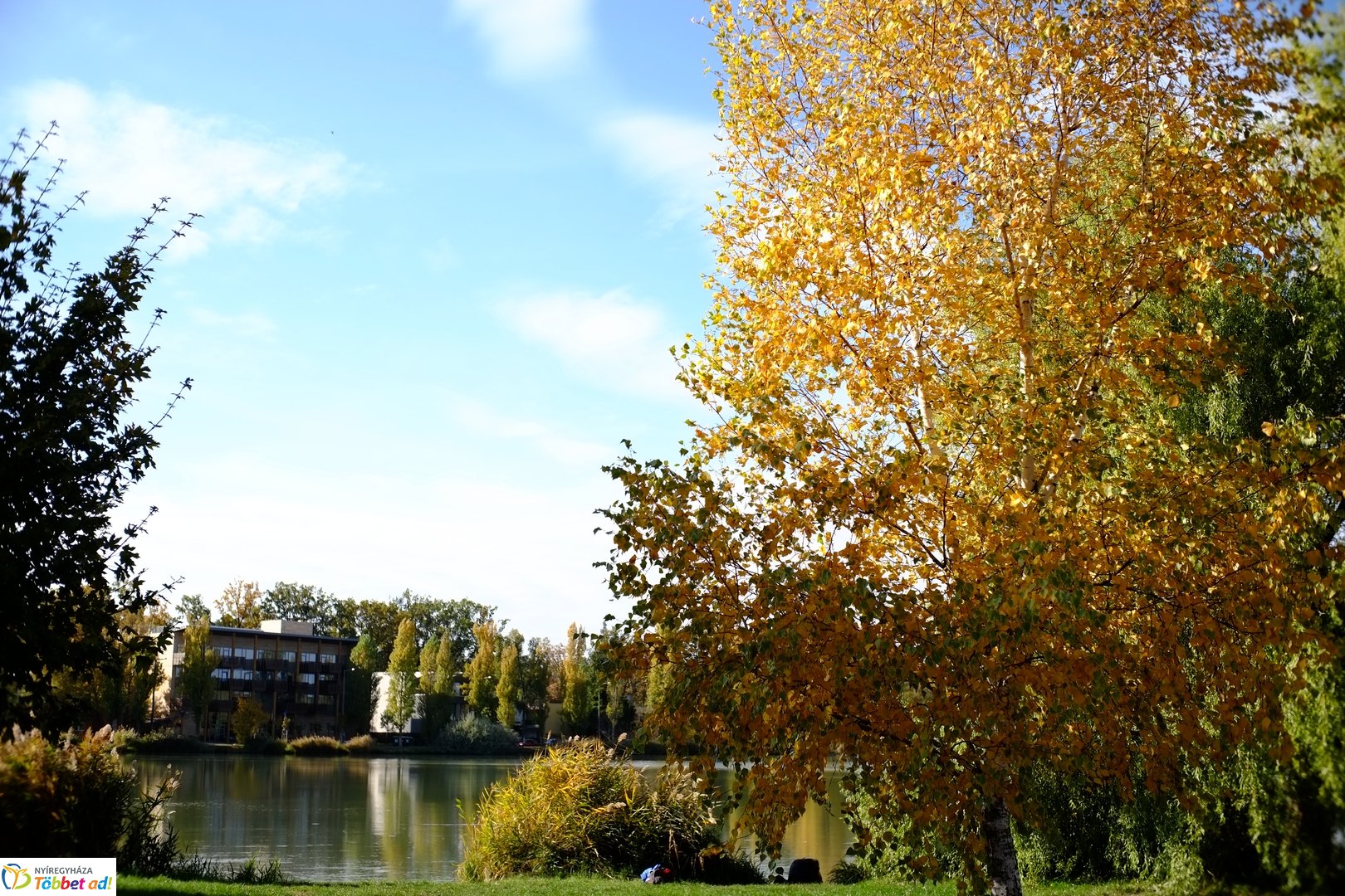 Sóstó őszies arca 2025 októberében