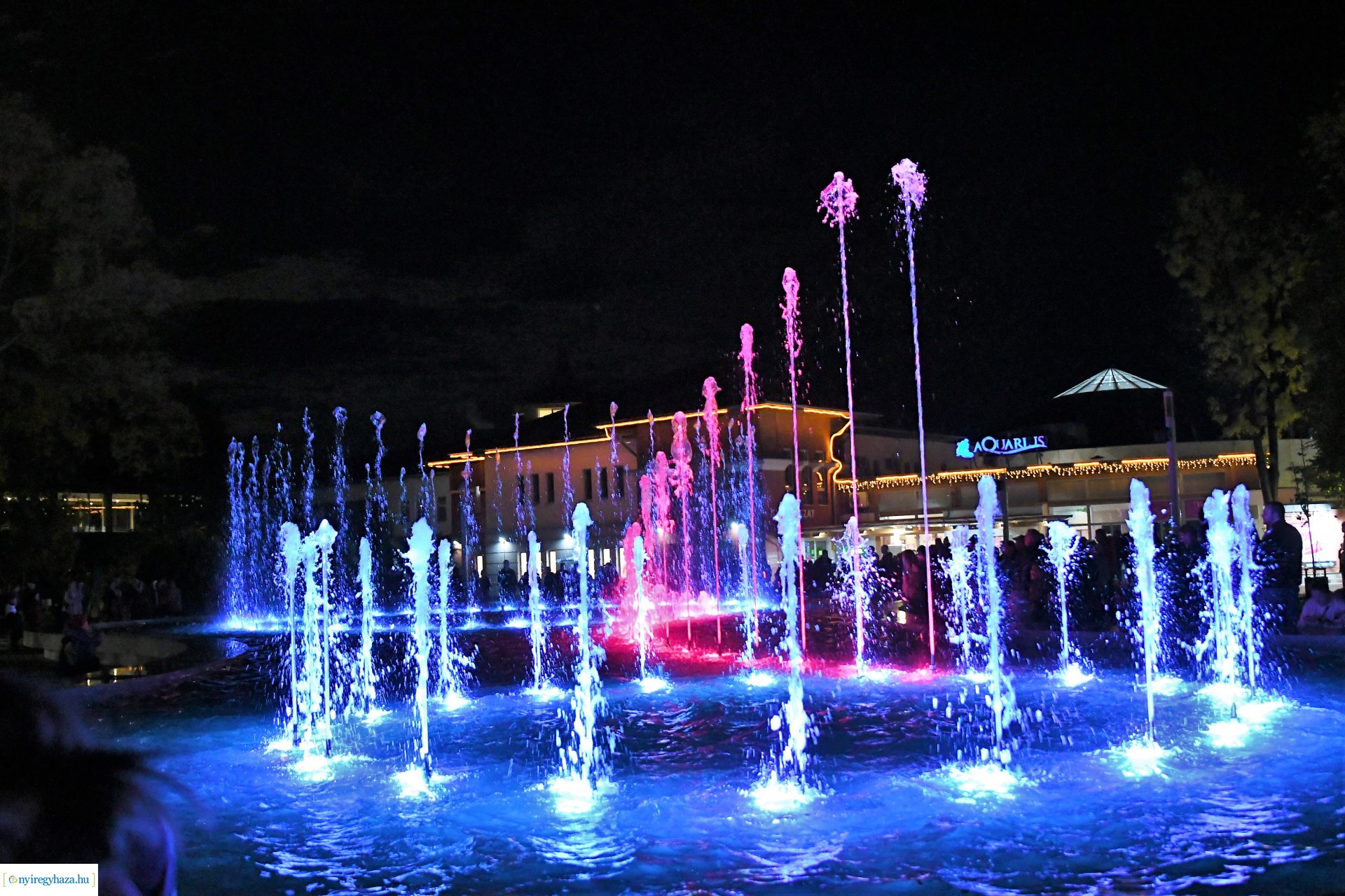 Sóstó új látványossága - elkészült a szökőkút