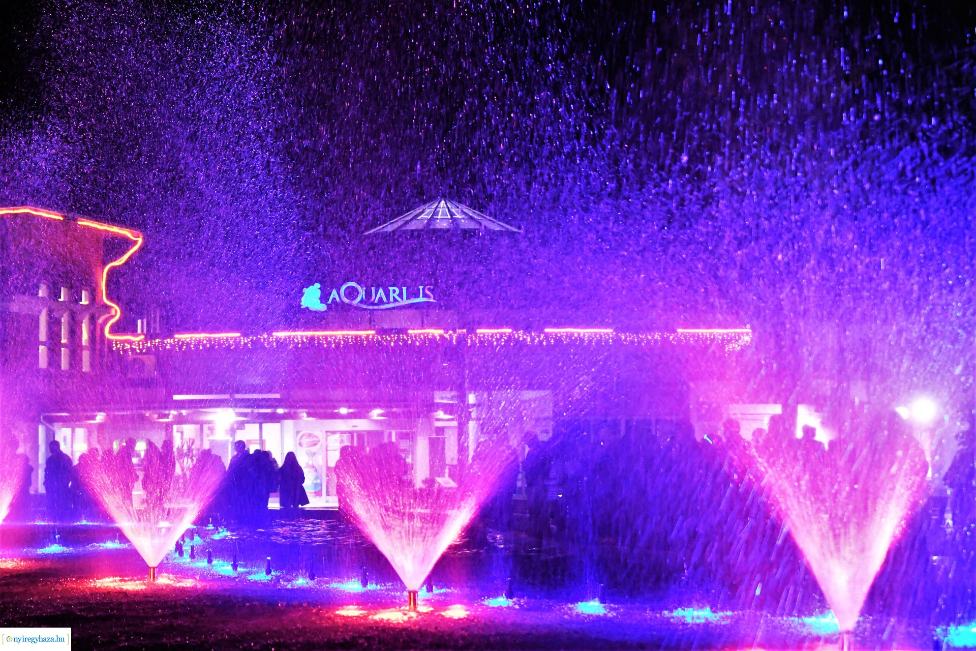 Sóstó új látványossága - elkészült a szökőkút