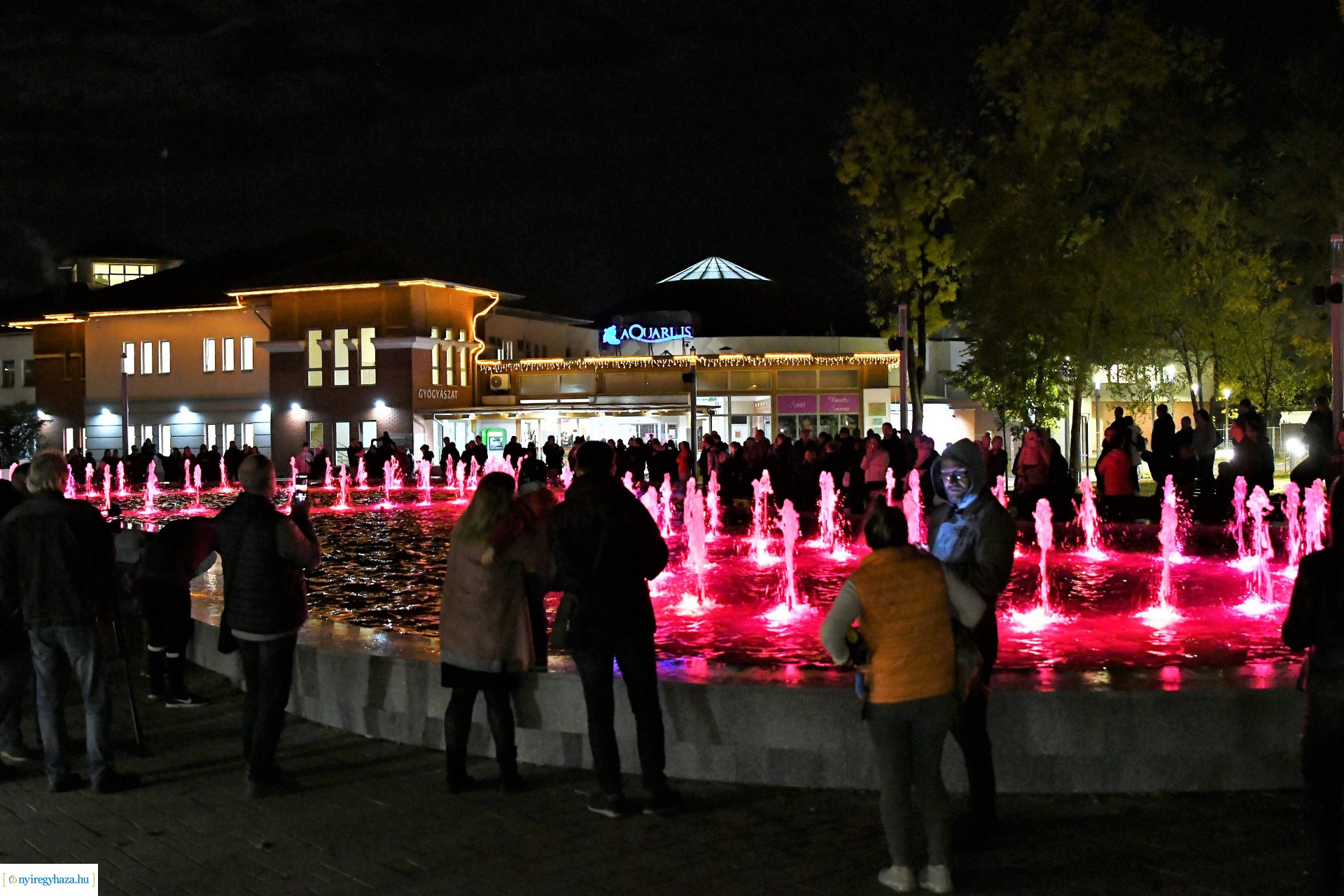 Sóstó új látványossága - elkészült a szökőkút