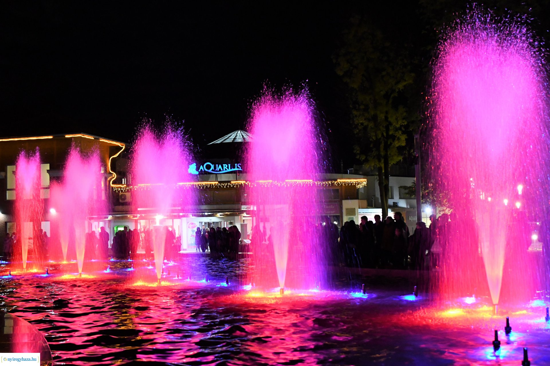 Sóstó új látványossága - elkészült a szökőkút