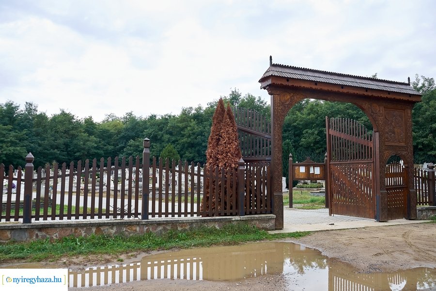 Sóstóhegyi temető felújítása