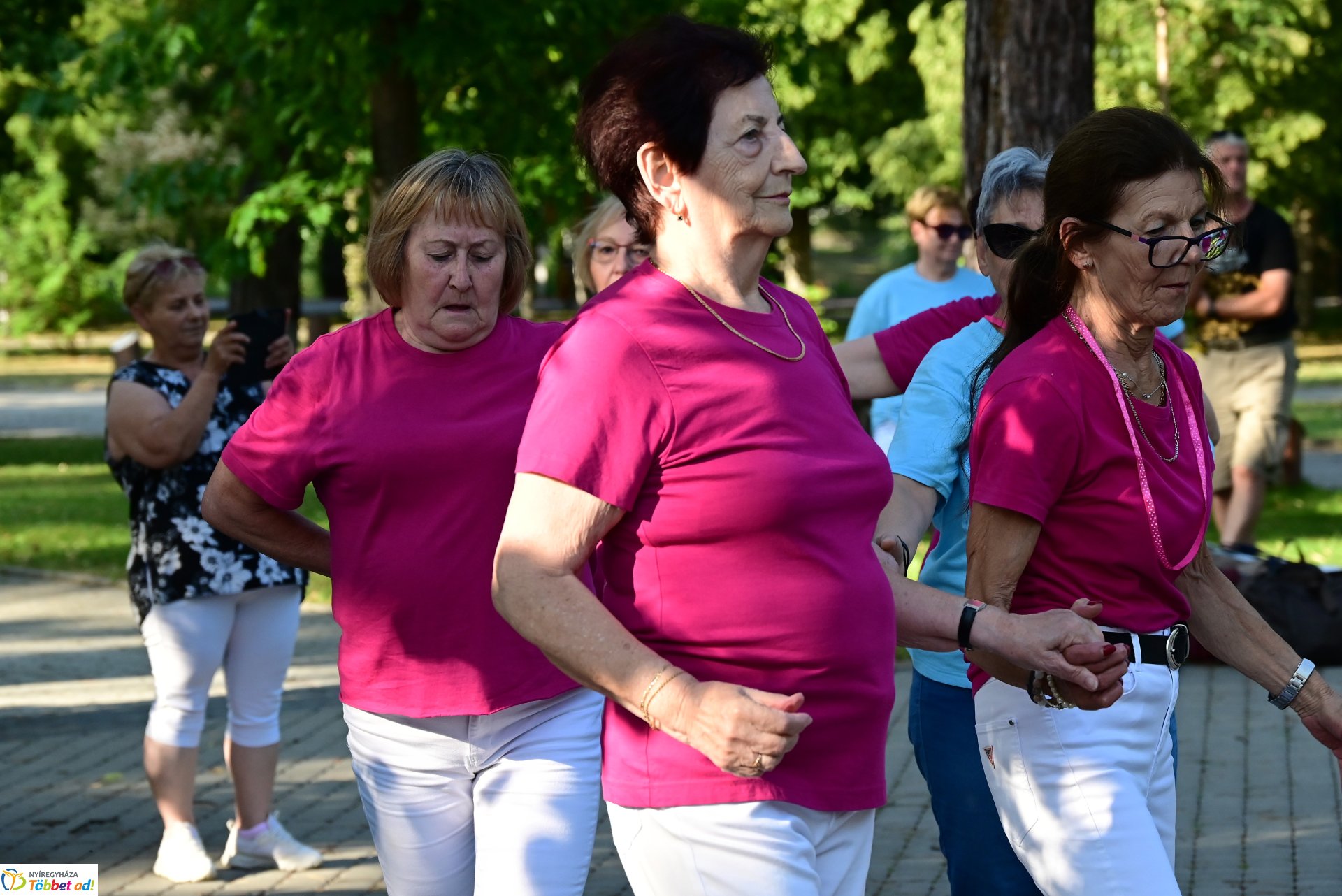 Sóstói Folk-és Táncesték a Sóstói Piacon