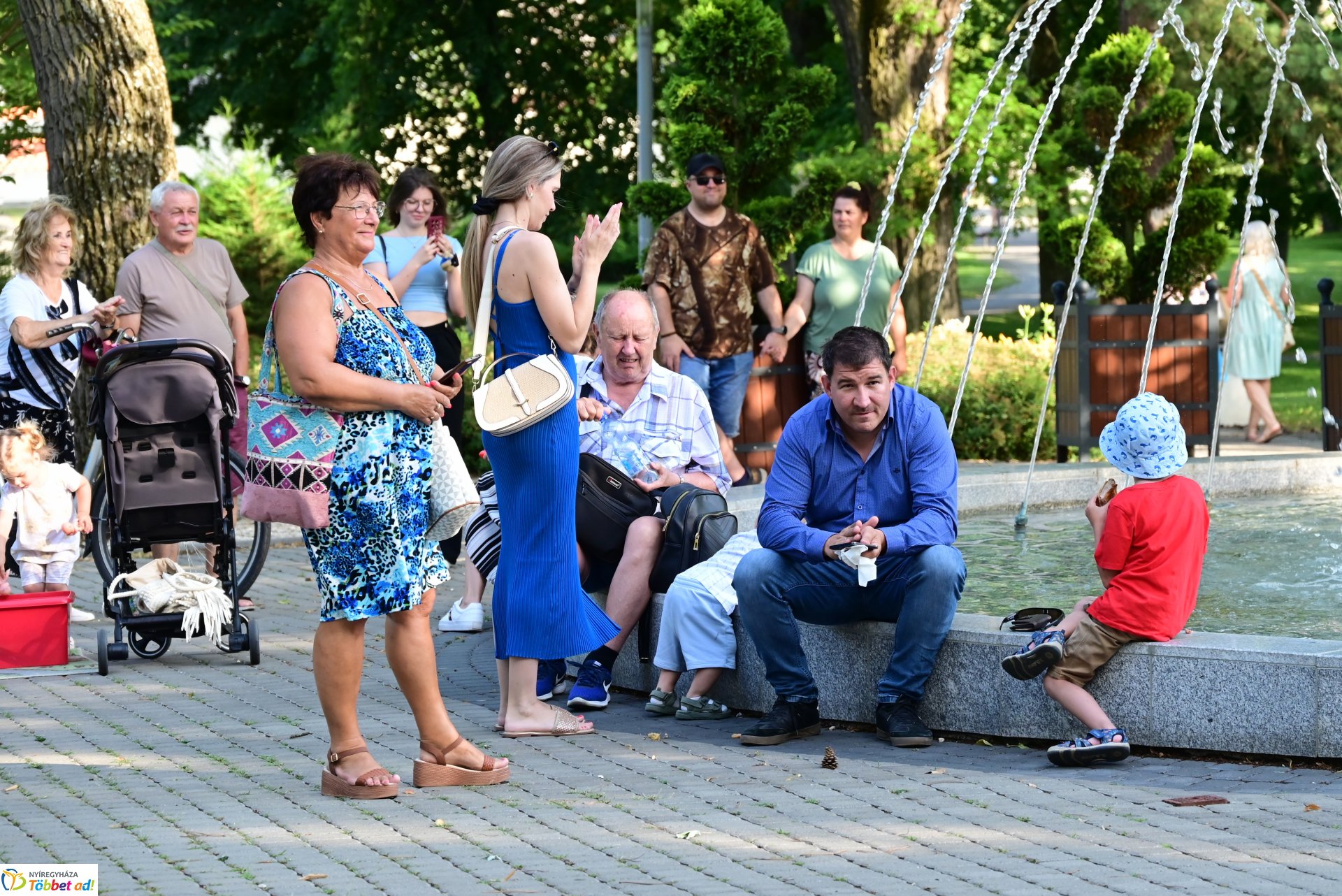 Sóstói Folk-és Táncesték a Sóstói Piacon