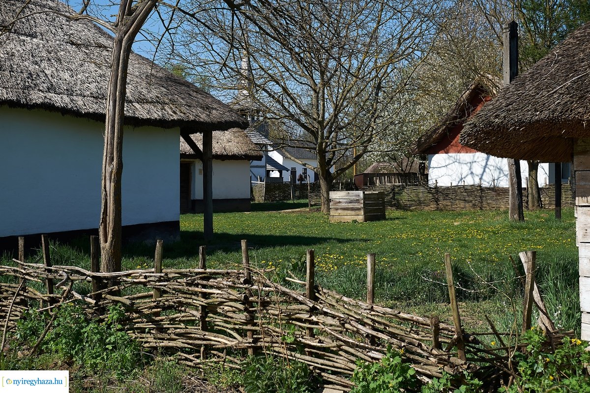 Sóstói Múzeumfalu 200416