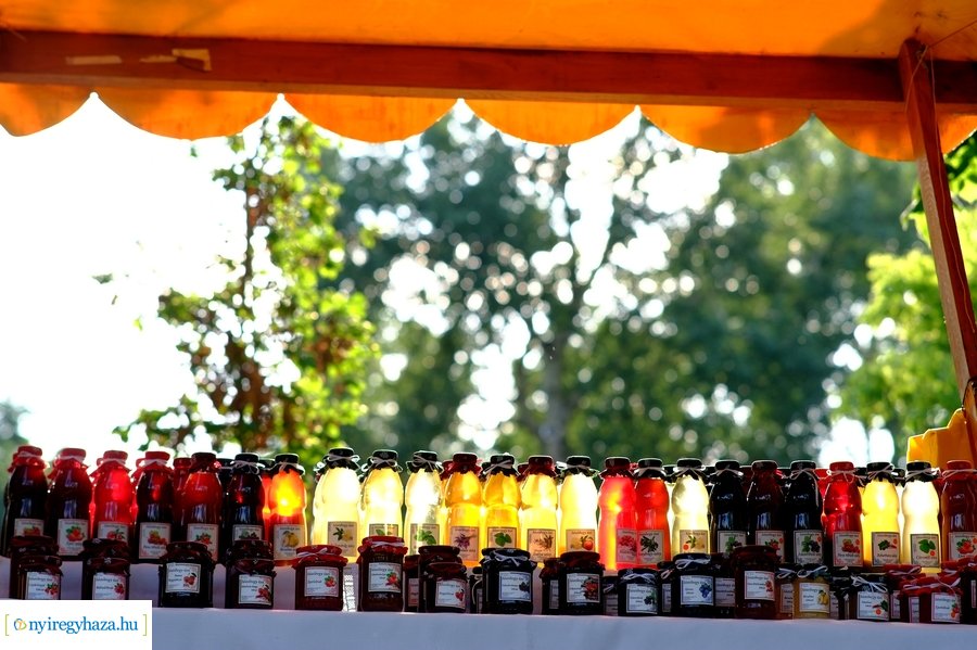 Sóstói piac 20210612