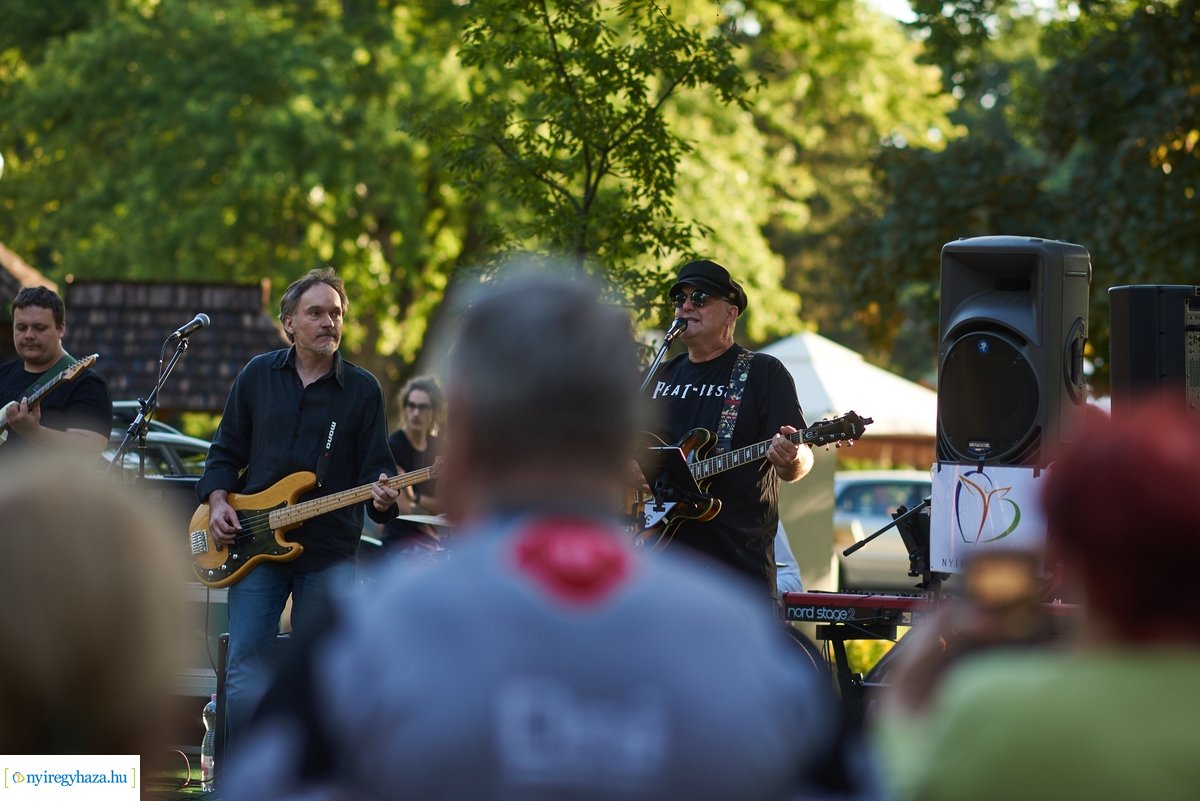 Sóstói Piac és Térzene 20200708