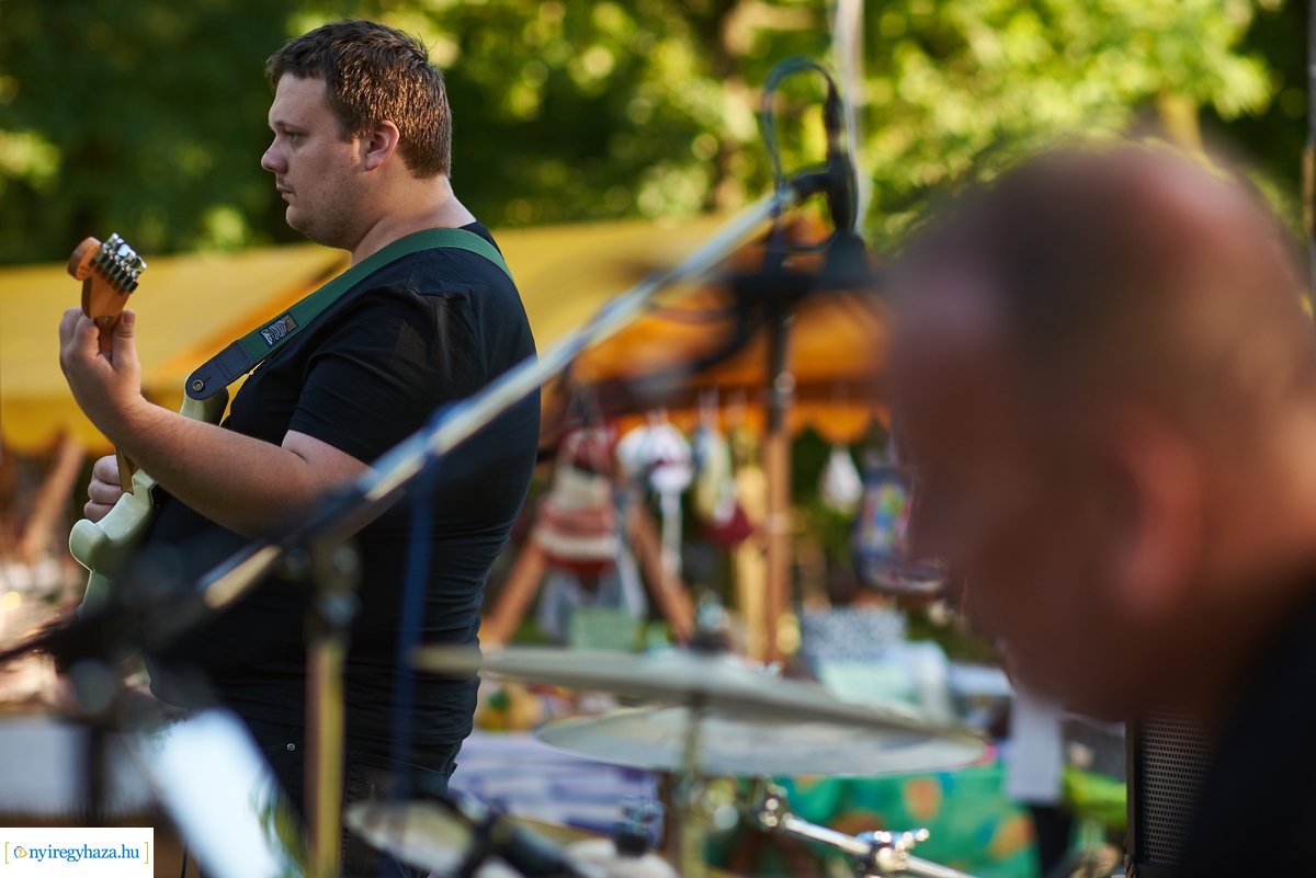 Sóstói Piac és Térzene 20200708