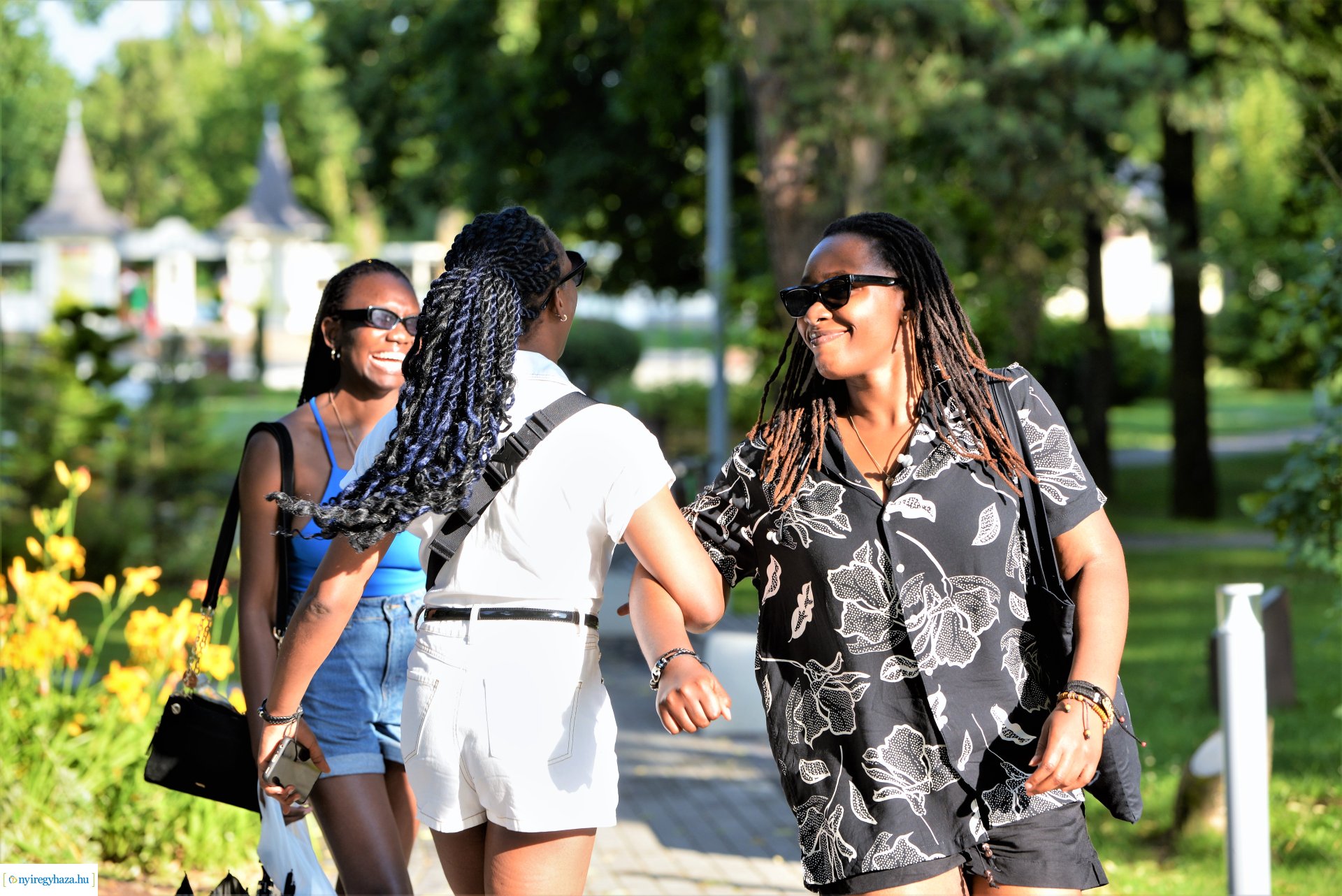 Sóstói Tánc Esték - júliusban minden csütörtökön a piac mellett