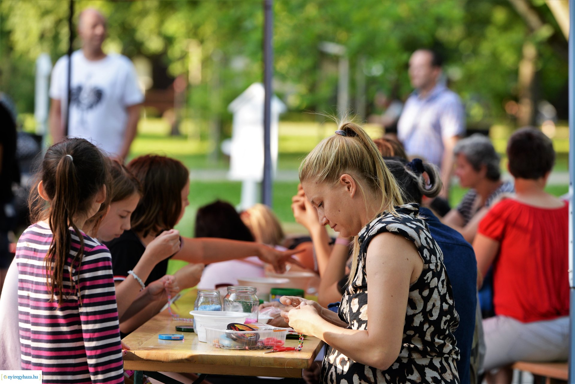 Sóstói Tánc Esték - júliusban minden csütörtökön a piac mellett
