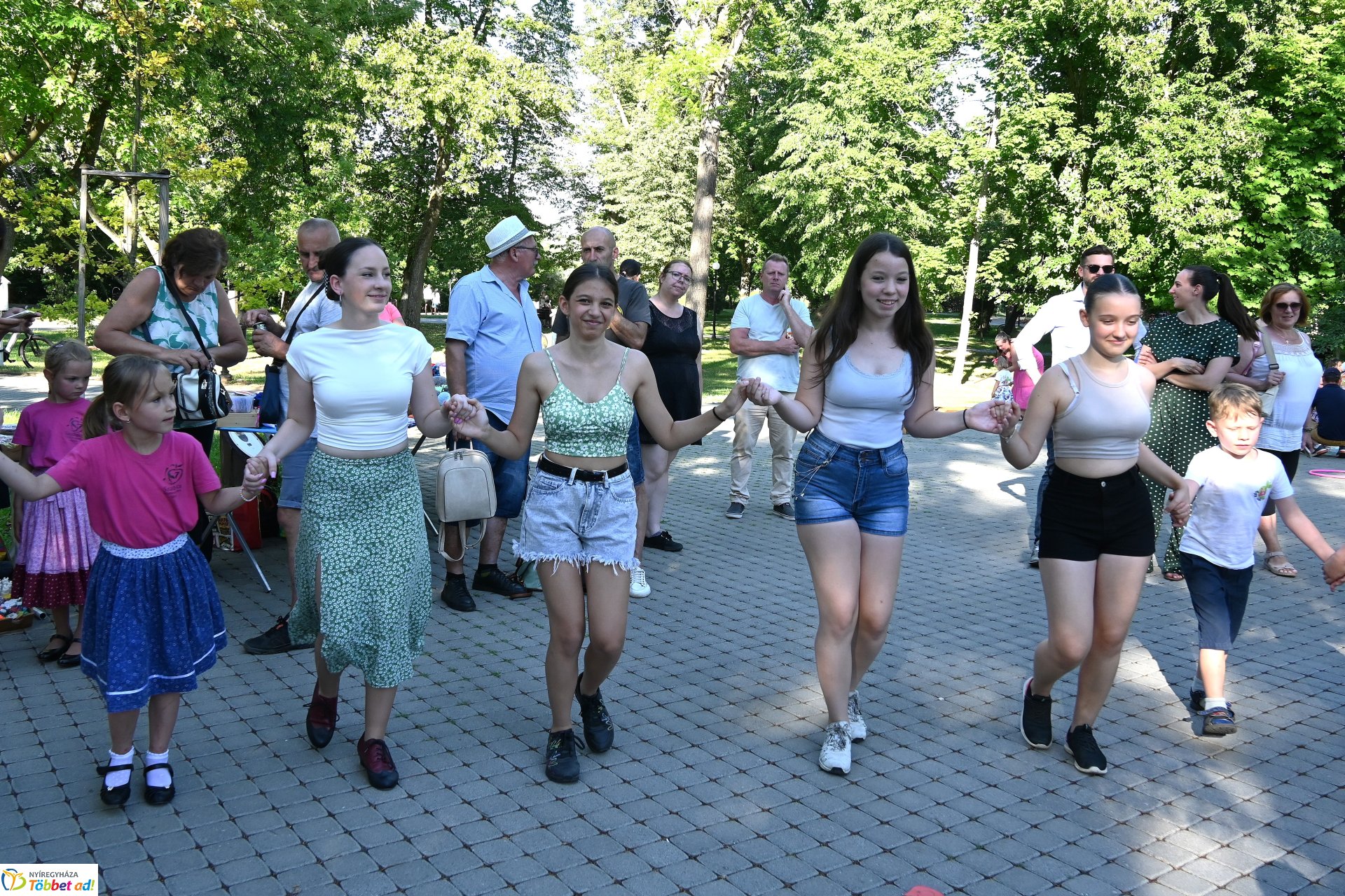 Sóstói táncesték - táncház minden korosztálynak