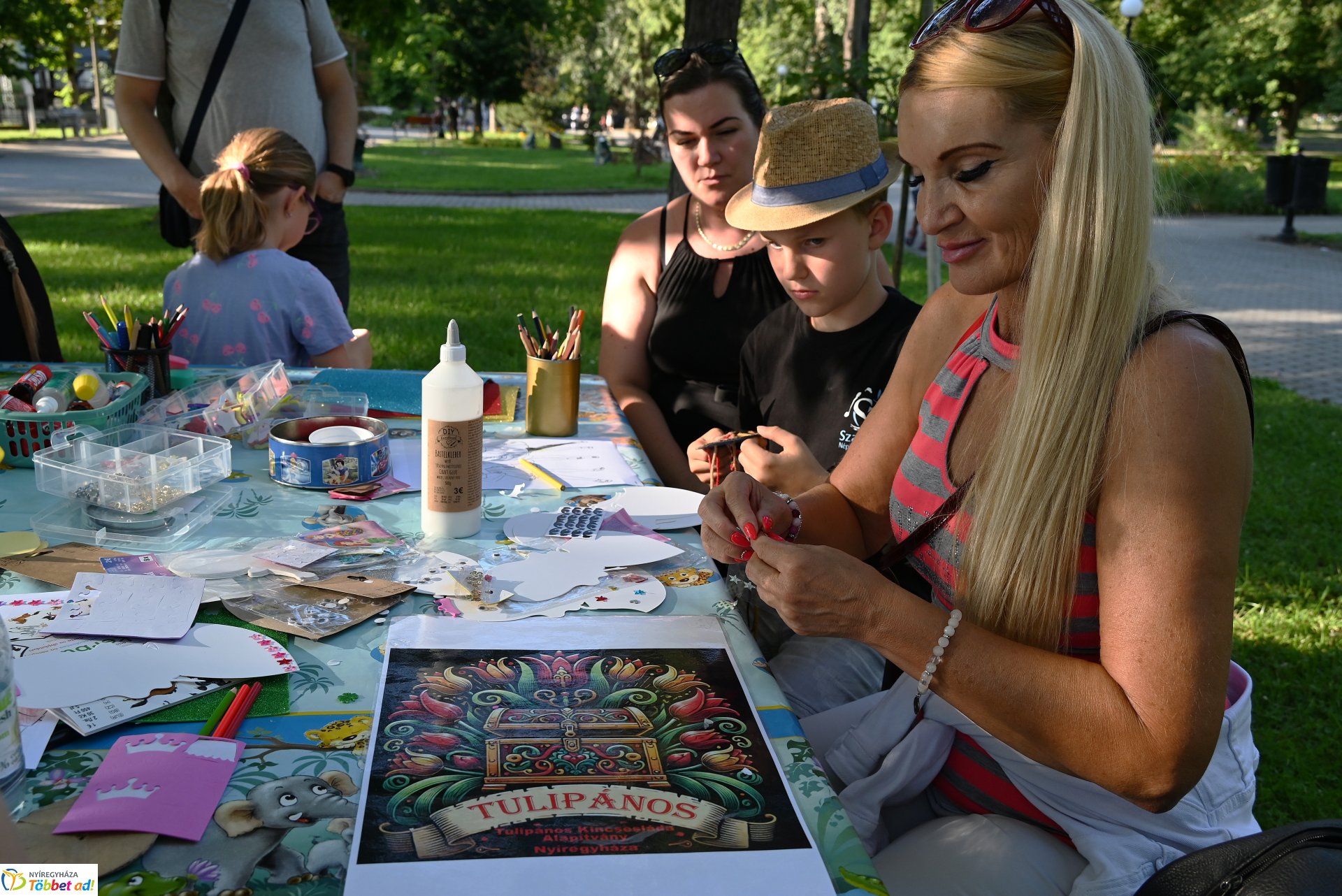 Sóstón mindenki táncolt - táncházzal várták a Sóstói Táncest szervezői az érdeklődőket