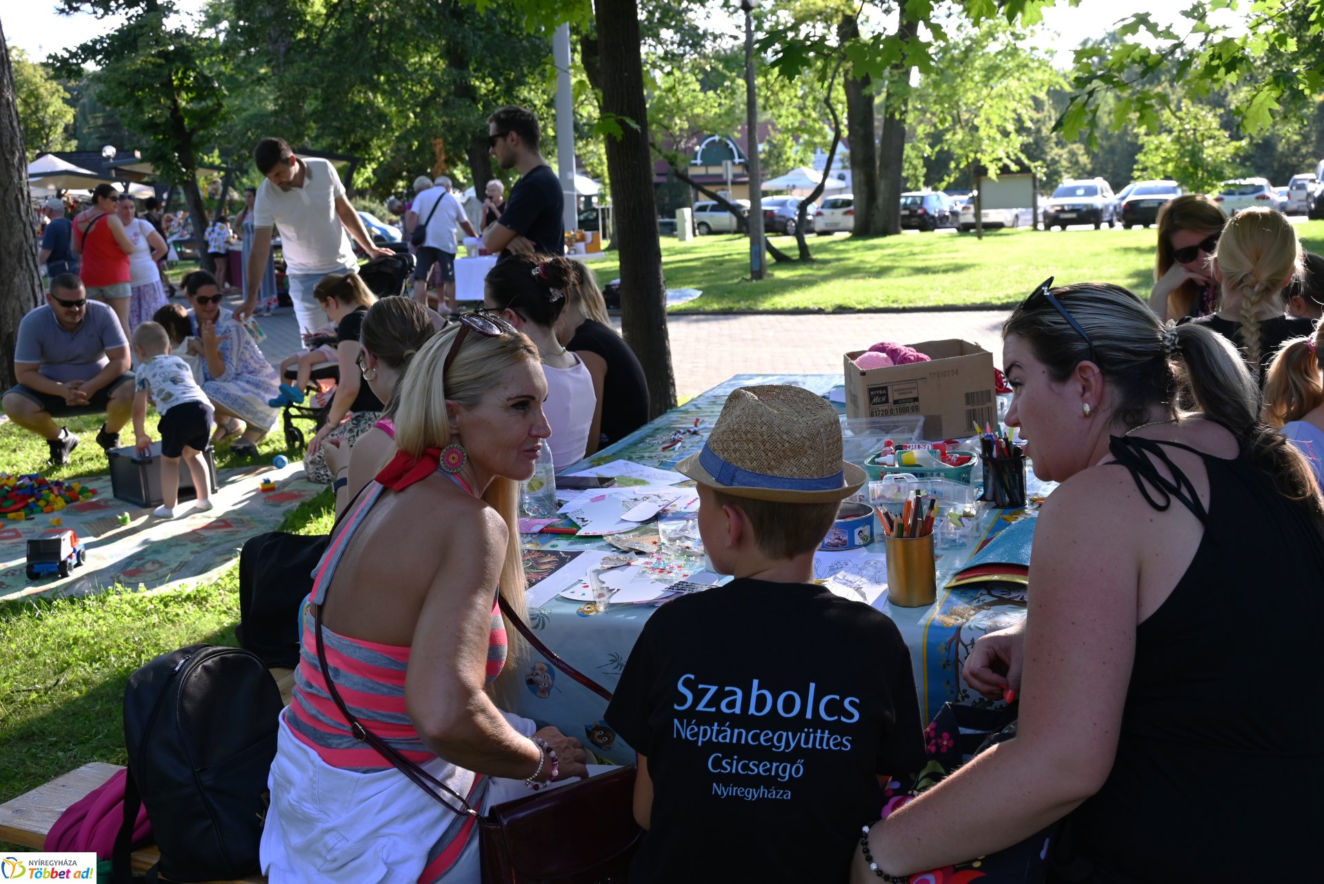 Sóstón mindenki táncolt - táncházzal várták a Sóstói Táncest szervezői az érdeklődőket