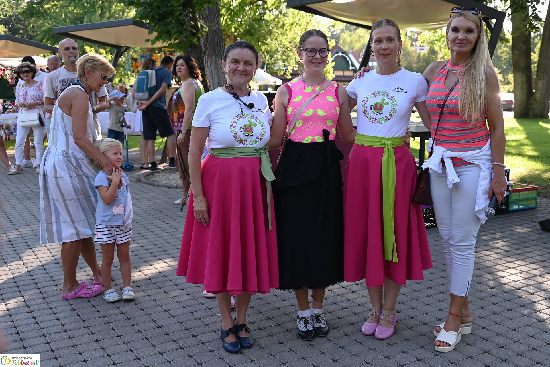 Sóstón mindenki táncolt - táncházzal várták a Sóstói Táncest szervezői az érdeklődőket